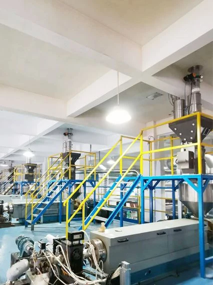 3        granules gravimetric blender